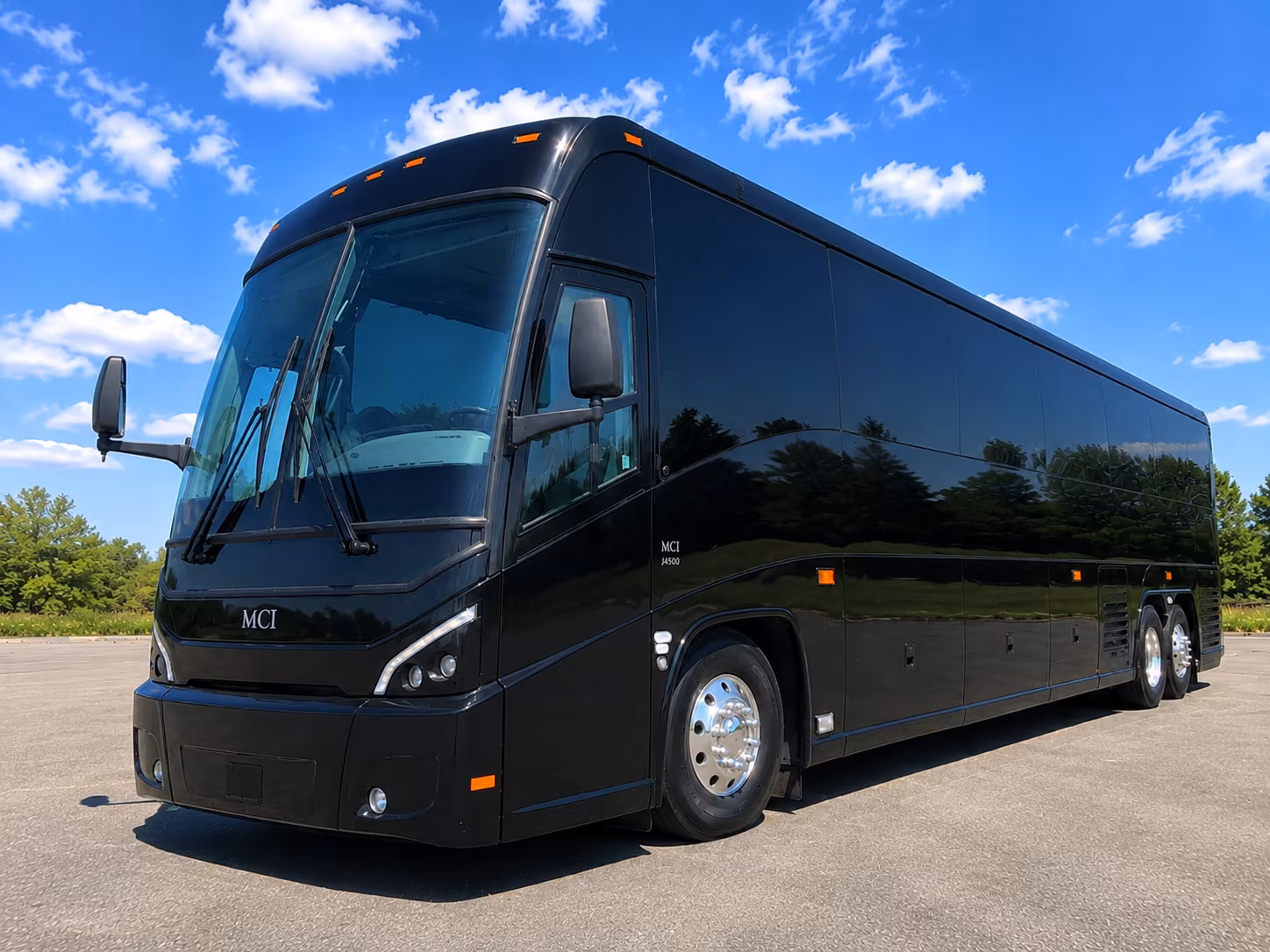 shuttle your wedding guests between merced hotels and your ceremony venue